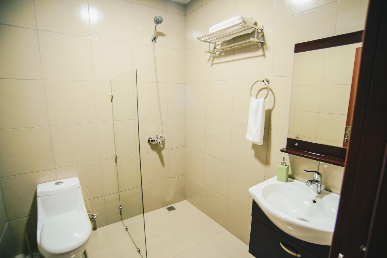 Hotel Sani Kutaisi Esterno foto
