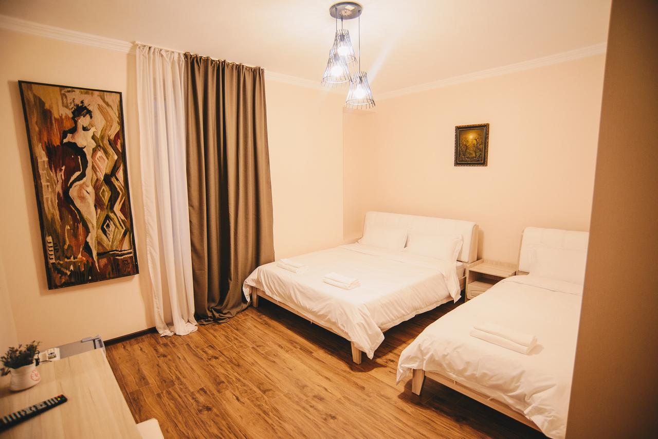 Hotel Sani Kutaisi Esterno foto