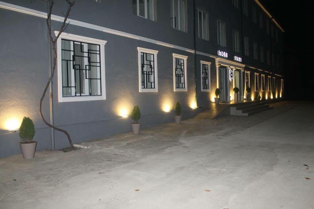 Hotel Sani Kutaisi Esterno foto